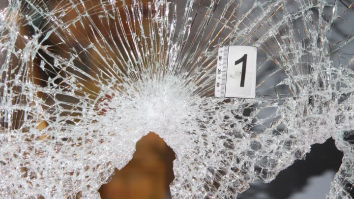 Pět minut po činu. Policisté v Orlové dopadli dvojici zlodějů