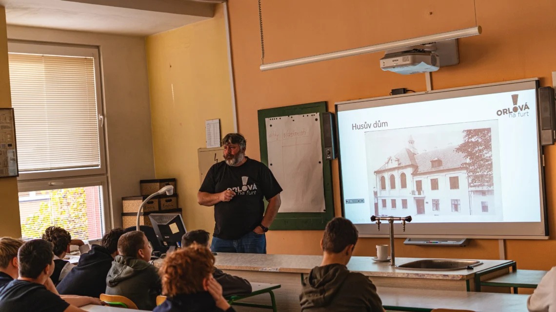 Přednáška o Zapomenuté Orlové přiblížila dětem historii města