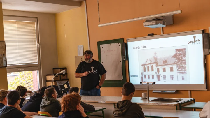 Přednáška o Zapomenuté Orlové přiblížila dětem historii města