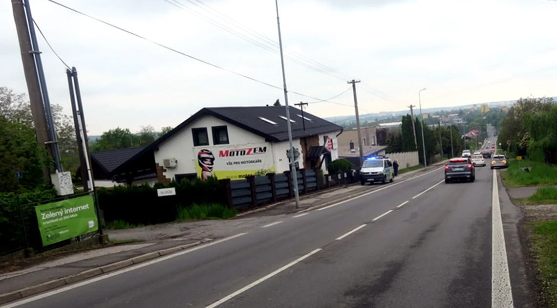 Policie hledá svědky nehody v Havířově. Motocyklista skončil v nemocnici