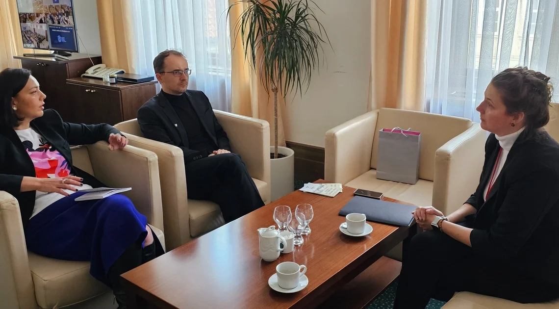 Pavla Weberová jednala ve Sněmovně o pomoci obětem násilí. Znovu otevřela otázku promlčecích lhůt